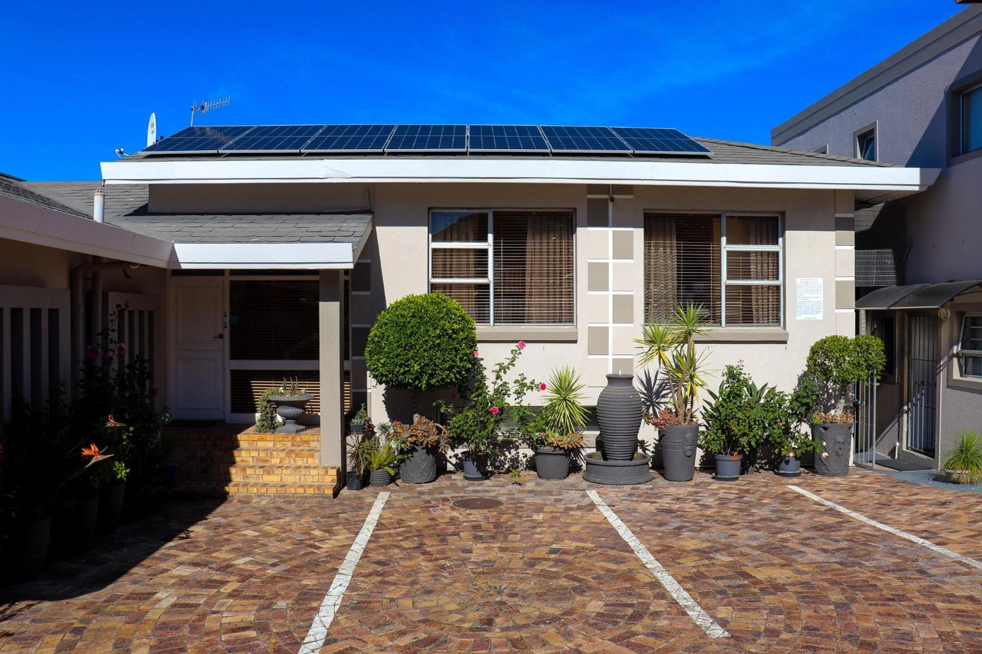 Tygerviews On Uys Hotel Tygerberg Hills Exterior photo
